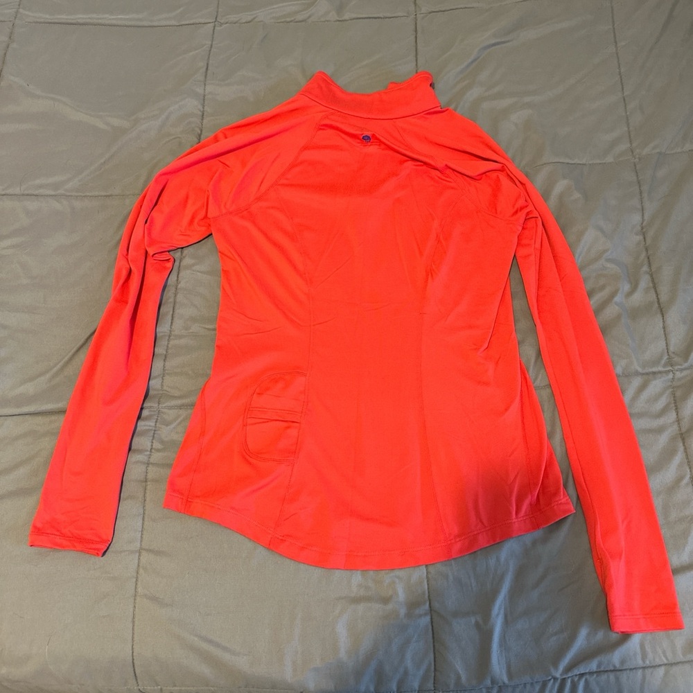 Mountain Hardwear 1/4 zip pull over - Picture 4 of 8